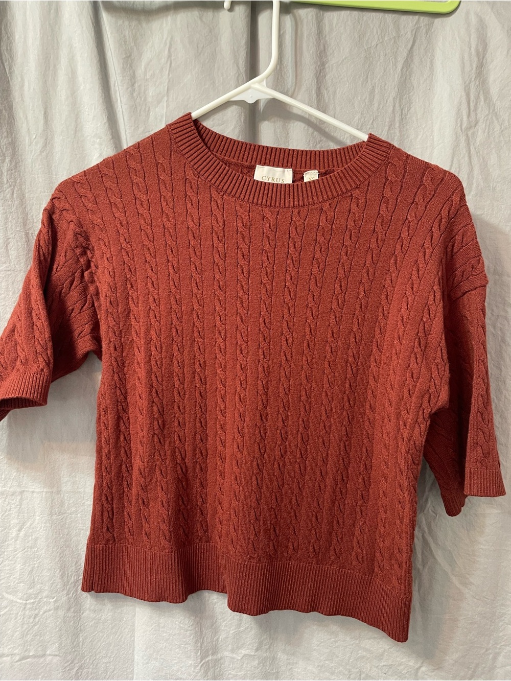 Cashmere-Feel Cable Knit Short Sleeve Sweater - Rustic Red